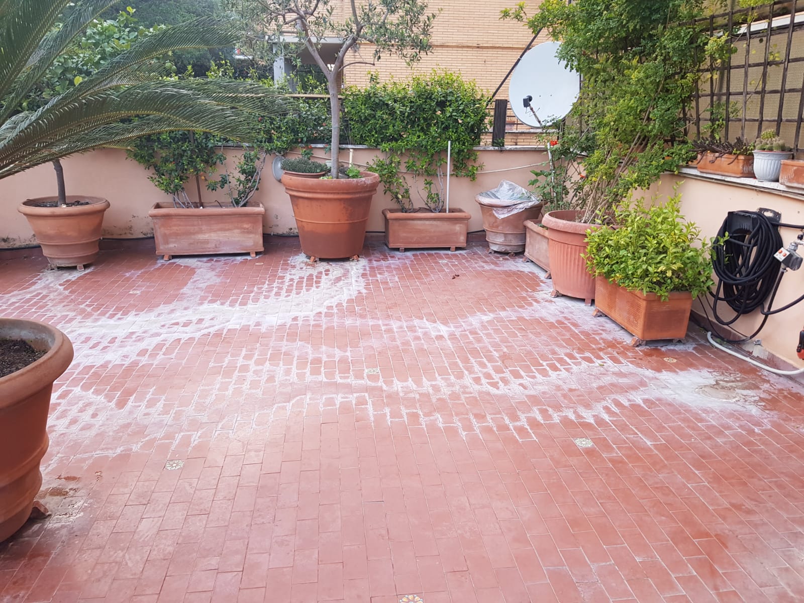 Pulizia terrazzo - Impresa pulizie Roma